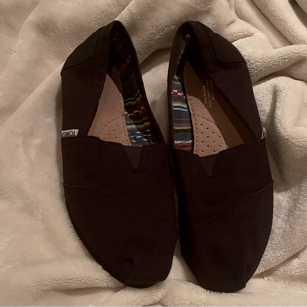 Tom’s Shoes